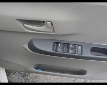 Daihatsu MIRA E-S 2016