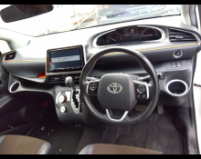 Toyota Sienta 2019