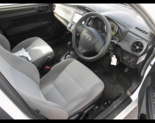 Toyota Corolla Axio 2016