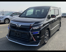 Toyota Voxy 2017