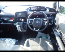 Toyota Sienta 2019