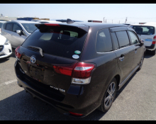 Toyota Corolla Fielder 2016