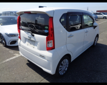 Daihatsu Move 2016
