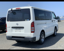 Toyota Regius Van 2015