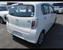 Daihatsu MIRA E-S 2016