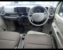 Mitsubishi Minicab Van 2019