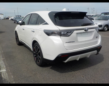Toyota Harrier 2016
