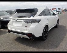 Toyota Harrier 2016