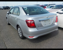 Toyota Corolla Axio 2016