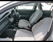 Toyota Corolla Axio 2016