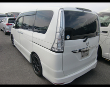 Nissan Serena 2016