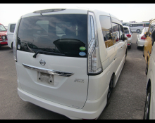 Nissan Serena 2016