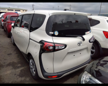 Toyota Sienta 2019