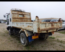 Isuzu Forward 2004
