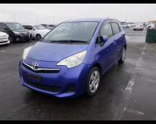 Toyota Ractis 2013