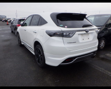 Toyota Harrier 2016