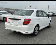 Toyota Corolla Axio 2017