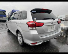 Toyota Corolla Fielder 2018