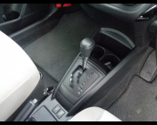 Toyota Corolla Axio 2016