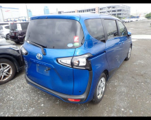 Toyota Sienta 2020