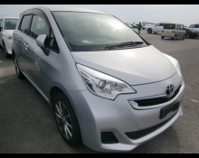 Toyota Ractis 2016