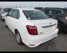 Toyota Corolla Axio 2016