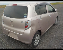Daihatsu Mira e:S 2016