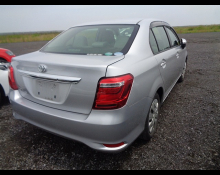 Toyota Corolla Axio 2016