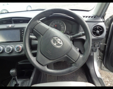 Toyota Corolla Axio 2016