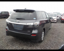 Toyota Wish 2017