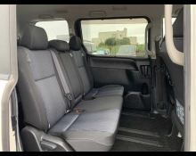 Toyota Voxy 2014