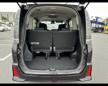 Toyota Voxy 2014