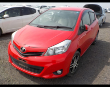 Toyota Vitz 2013