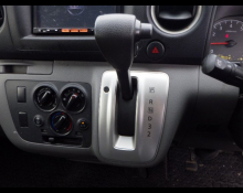 Nissan NV350 2015