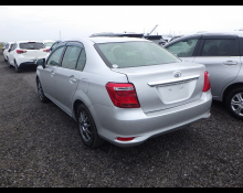 Toyota Corolla Axio 2016