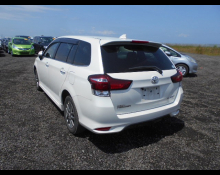Toyota Corolla Fielder 2016