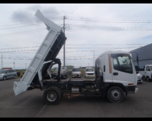 Isuzu Forward 2004