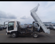 Isuzu Forward 2004