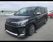 Toyota Voxy 2016