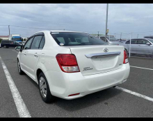 Toyota Corolla Axio 2014