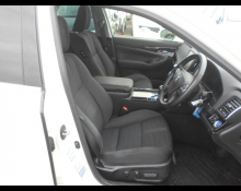 Toyota Crown Hybrid 2016