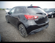 Mazda Demio 2016