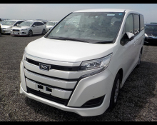 Toyota Noah 2017