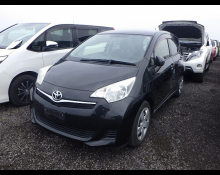 Toyota Ractis 2014