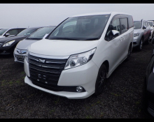 Toyota Noah 2016