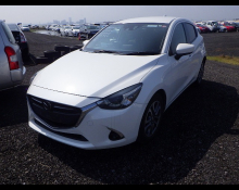 Mazda Demio 2016