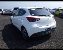 Mazda Demio 2016