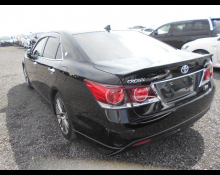 Toyota Crown 2016