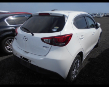 Mazda Demio 2016