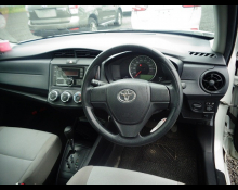 Toyota Corolla Axio 2016